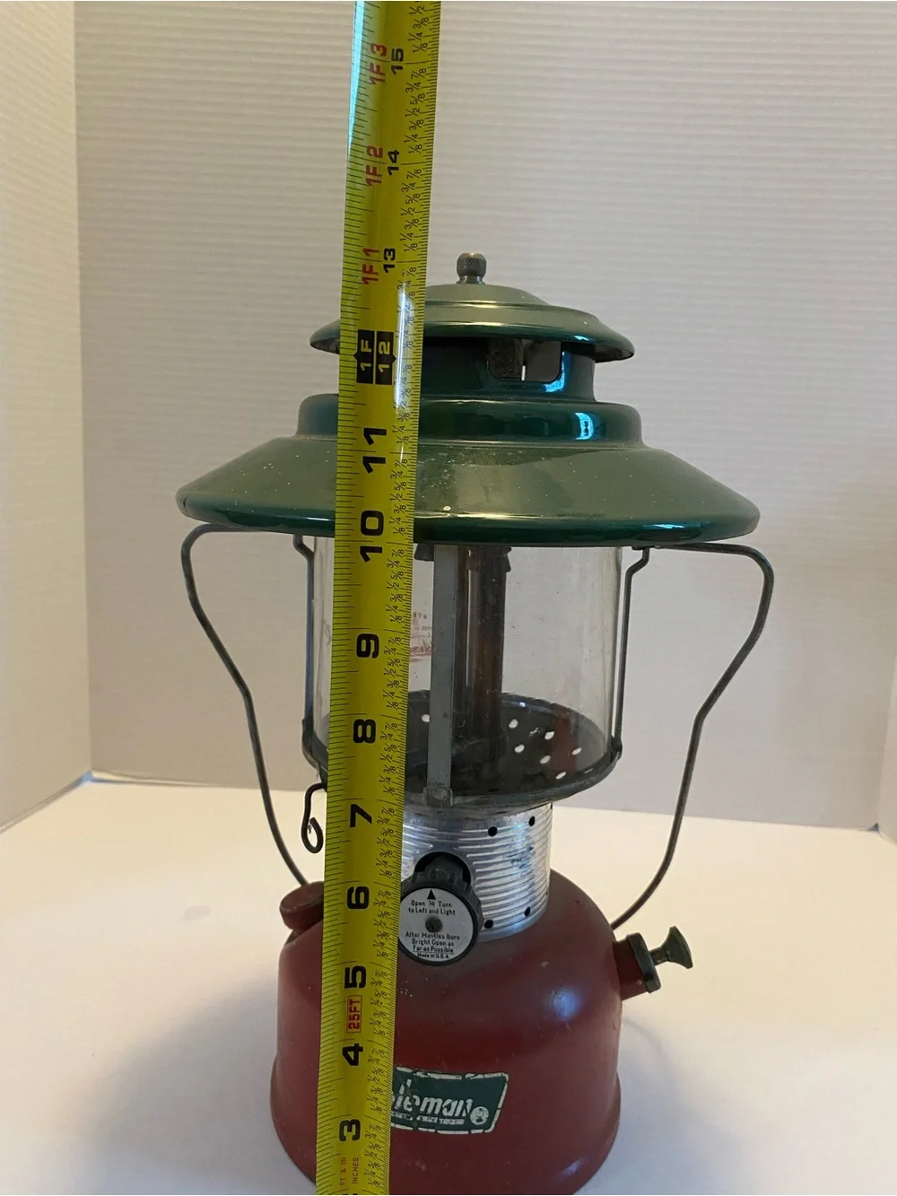 Coleman Lantern Big Hat 228E Double Mantle Green & Red With Bail Handle
